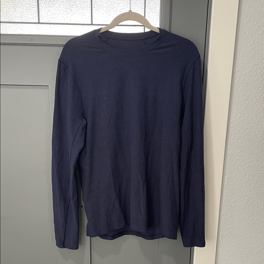 lululemon athletica Men's Long-Sleeve Crew in Dark Navy